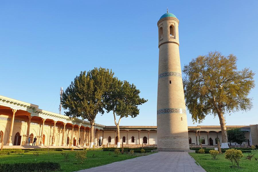 Jami Mosque in Kokand, Uzbekistan, a historic religious landmark representing the city’s cultural and architectural identity.